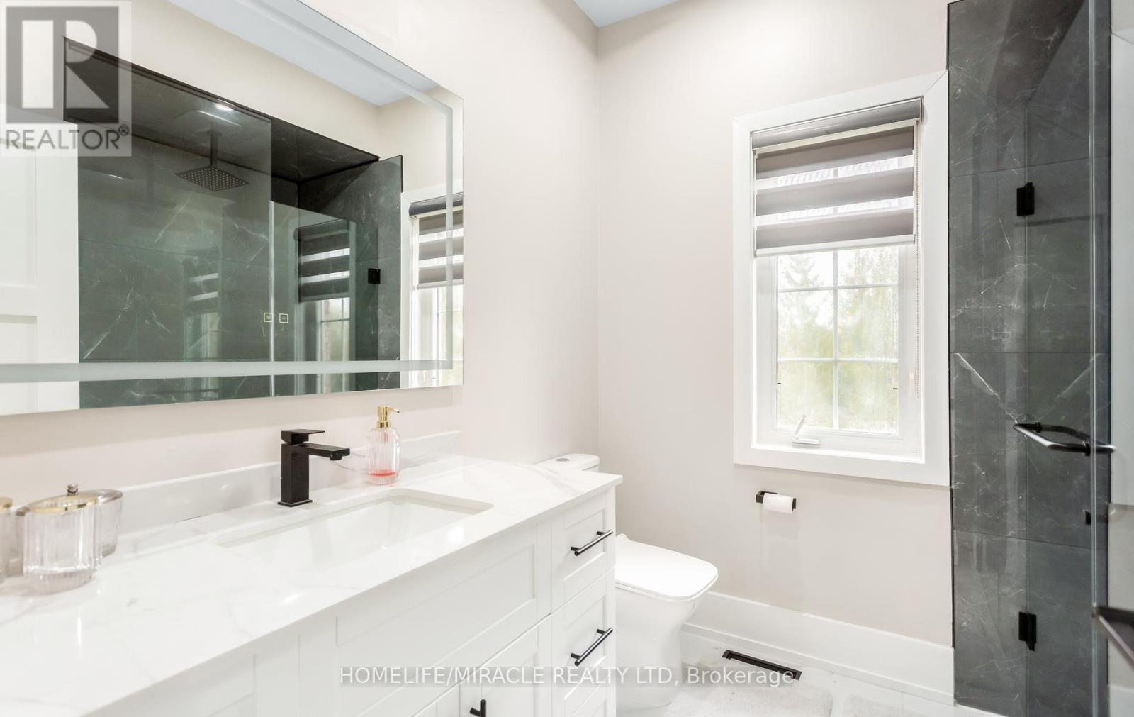 11045 Inglis Drive — photo 33