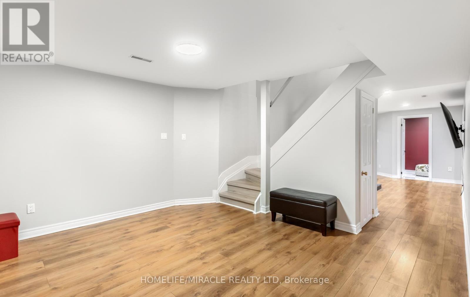 11045 Inglis Drive — photo 39
