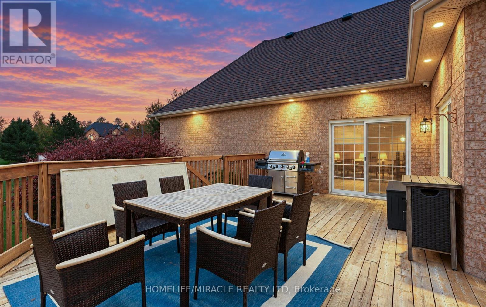 11045 Inglis Drive — photo 46