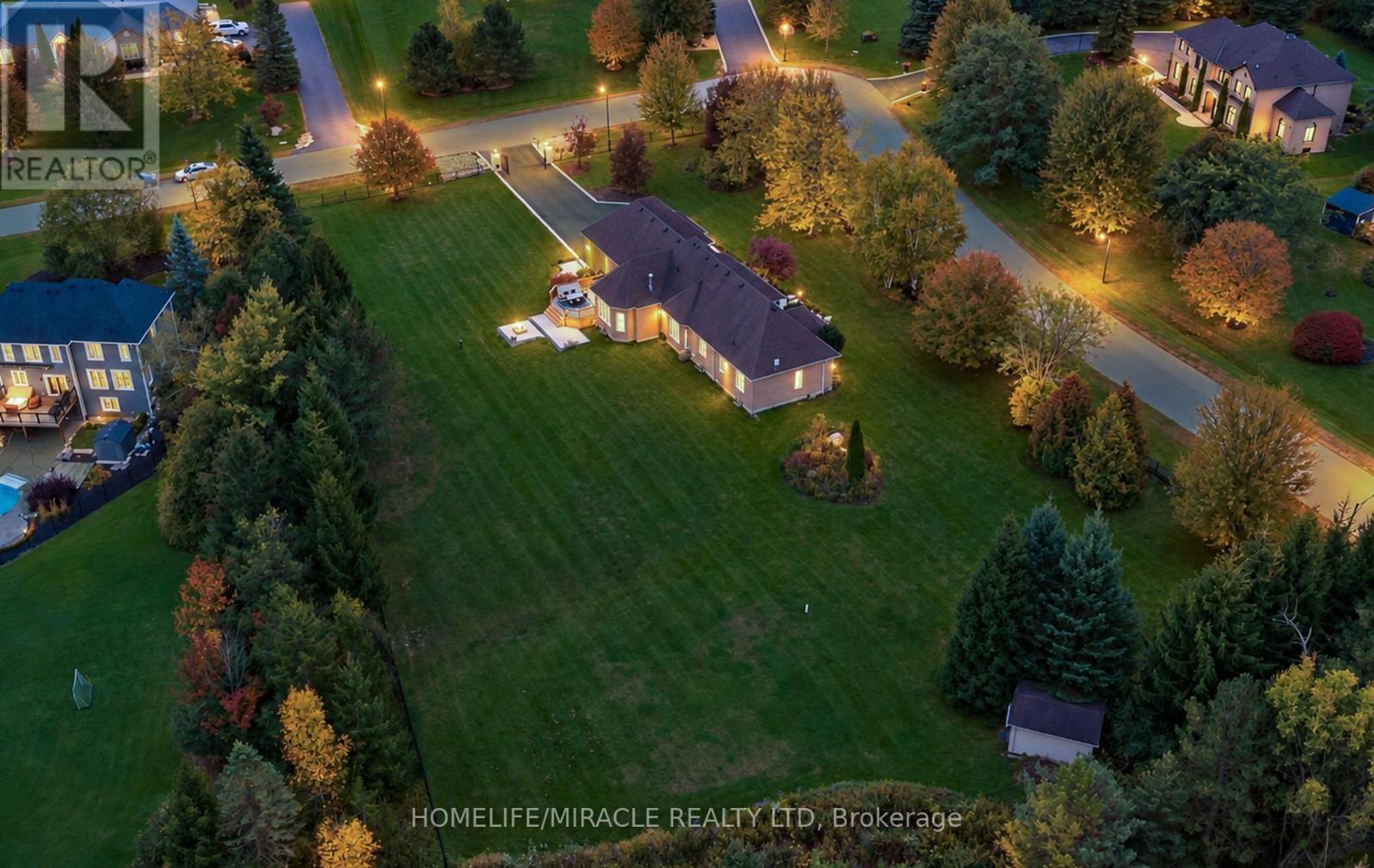 11045 Inglis Drive — photo 50
