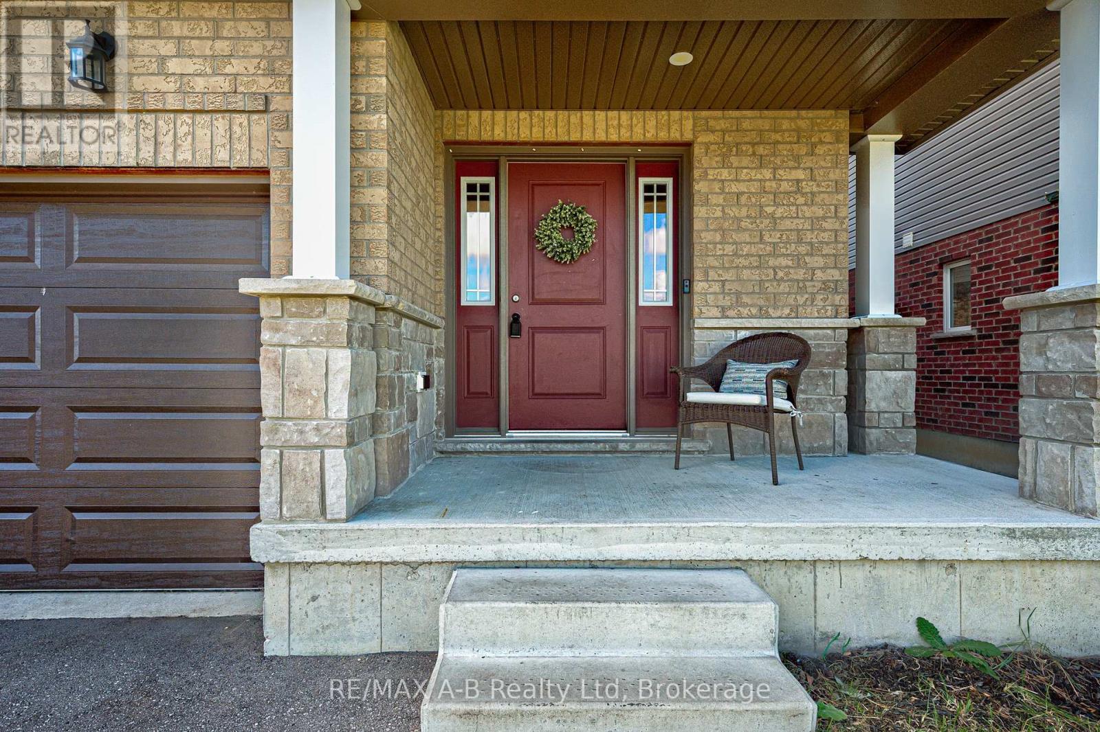 88 DAVIDSON DRIVE - 5
