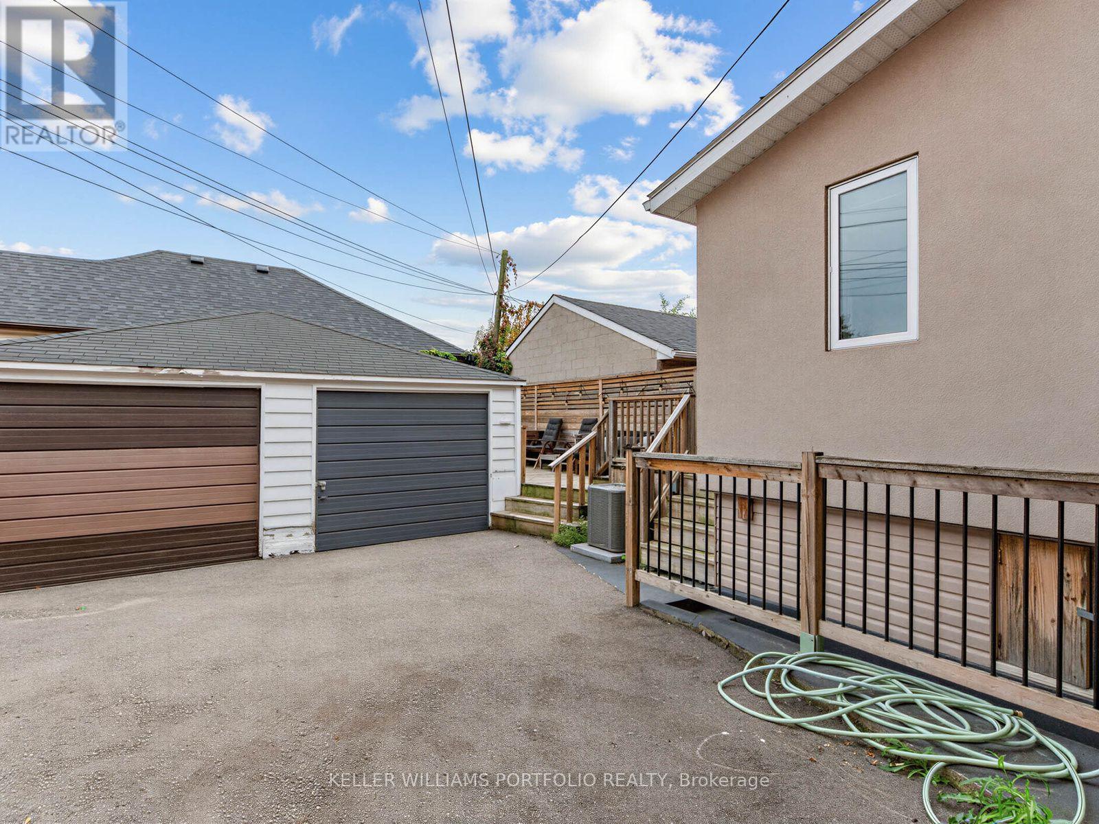 635 Glenholme Avenue, Toronto, ON photo 17