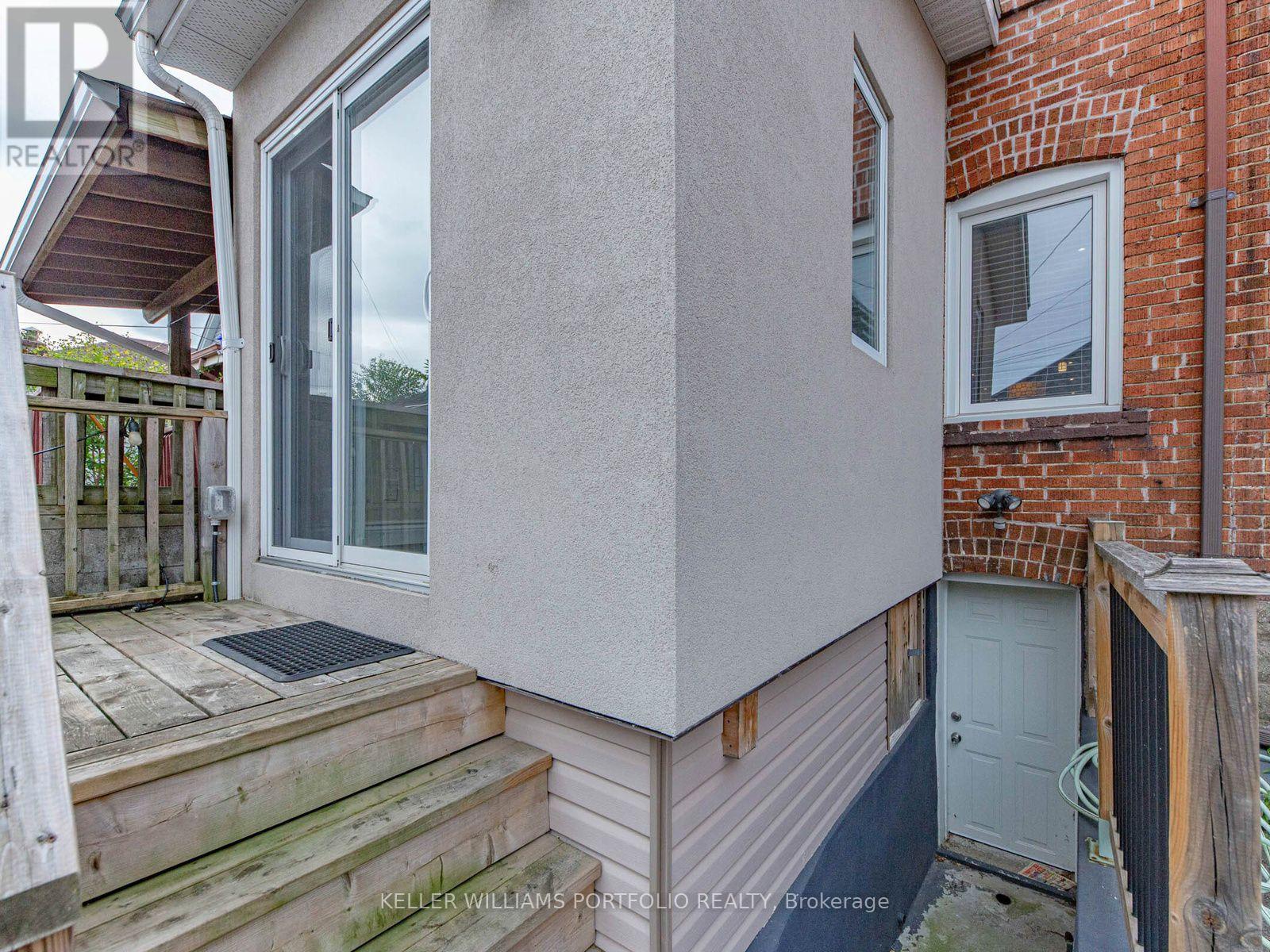 635 GLENHOLME AVENUE - 18