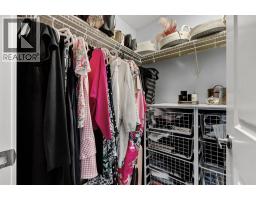 106, 108 25 Avenue SW - photo 23