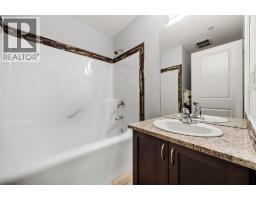 106, 108 25 Avenue SW - photo 28