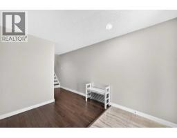 10304 Braeside Drive SW - photo 4