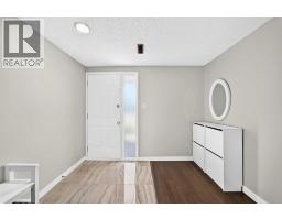 10304 Braeside Drive SW - photo 3