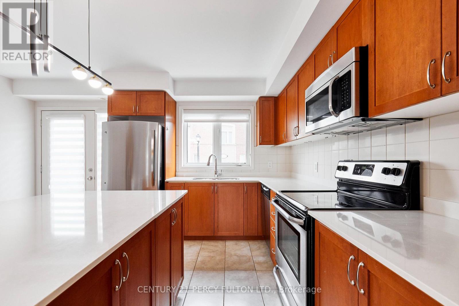 15951 BAYVIEW AVENUE - 12