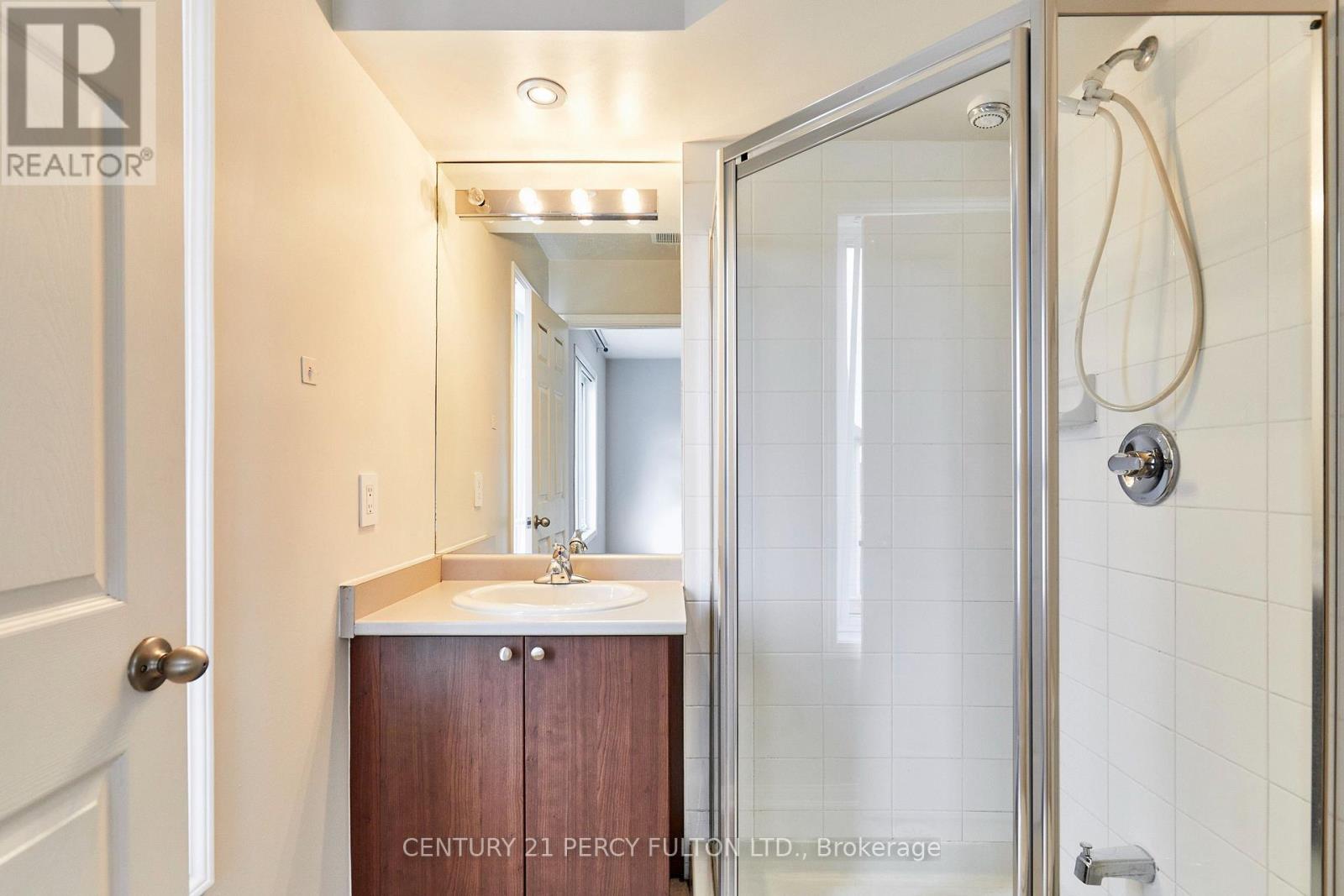 15951 BAYVIEW AVENUE - 27