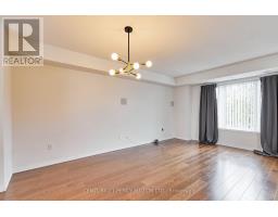 15951 Bayview Avenue, Aurora, ON L4G0S3 Photo 7
