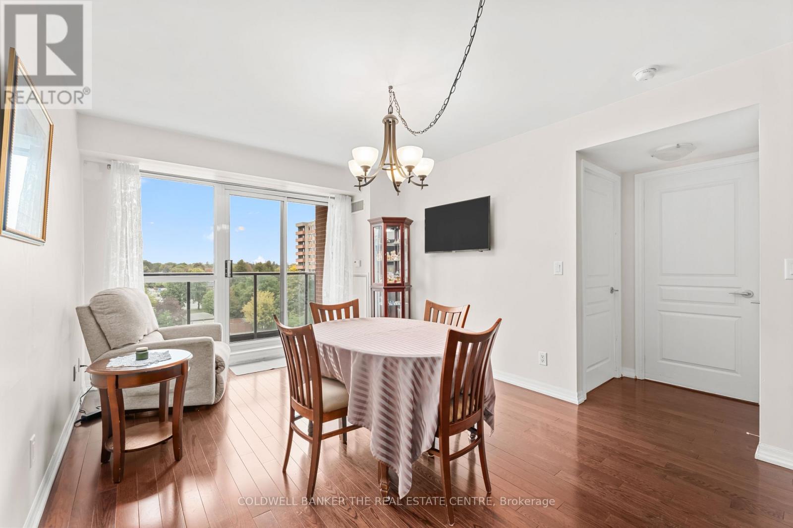 711- 1403 Royal York Road, Toronto, ON photo 10