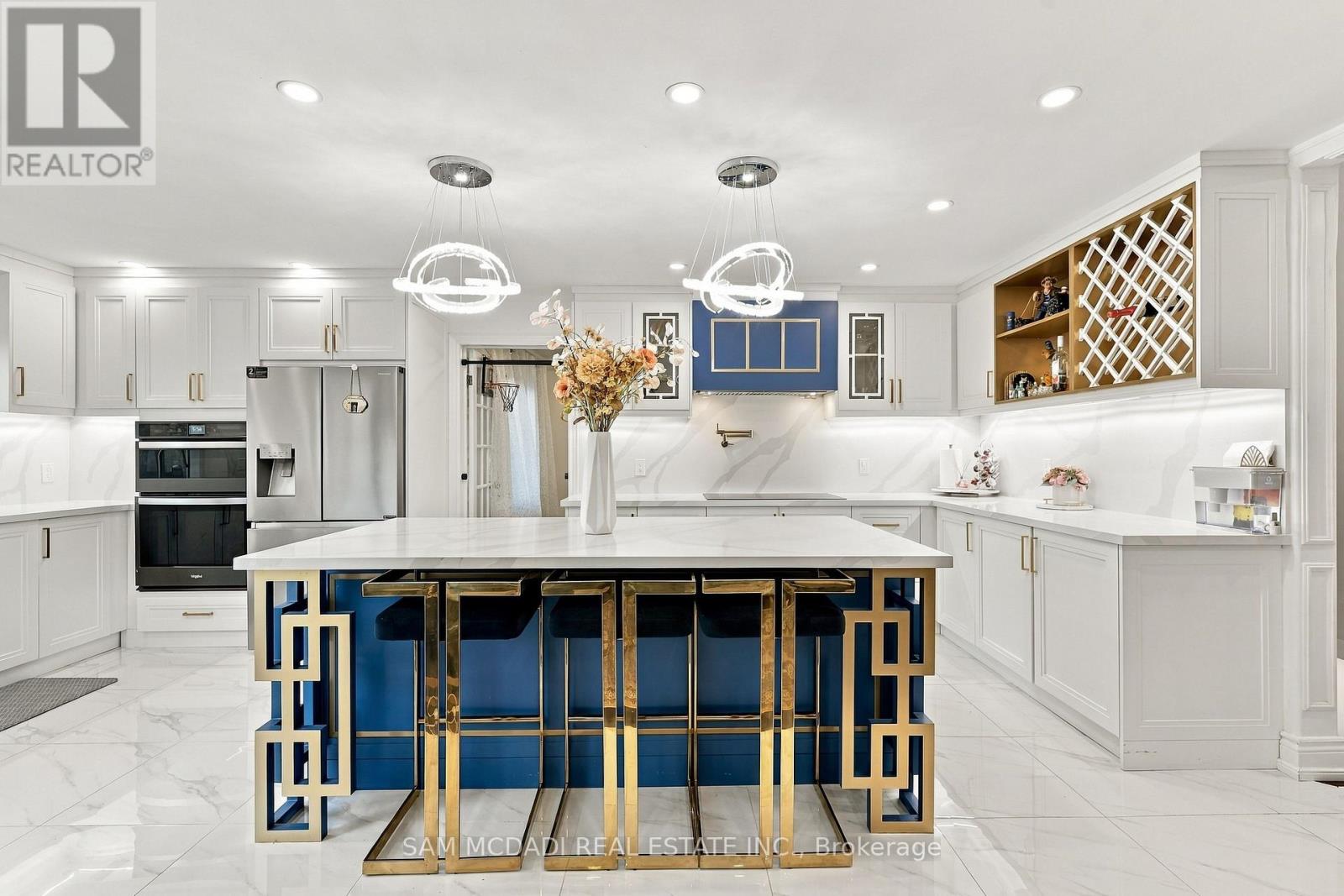 22 BUTLERS COURT - Image 11