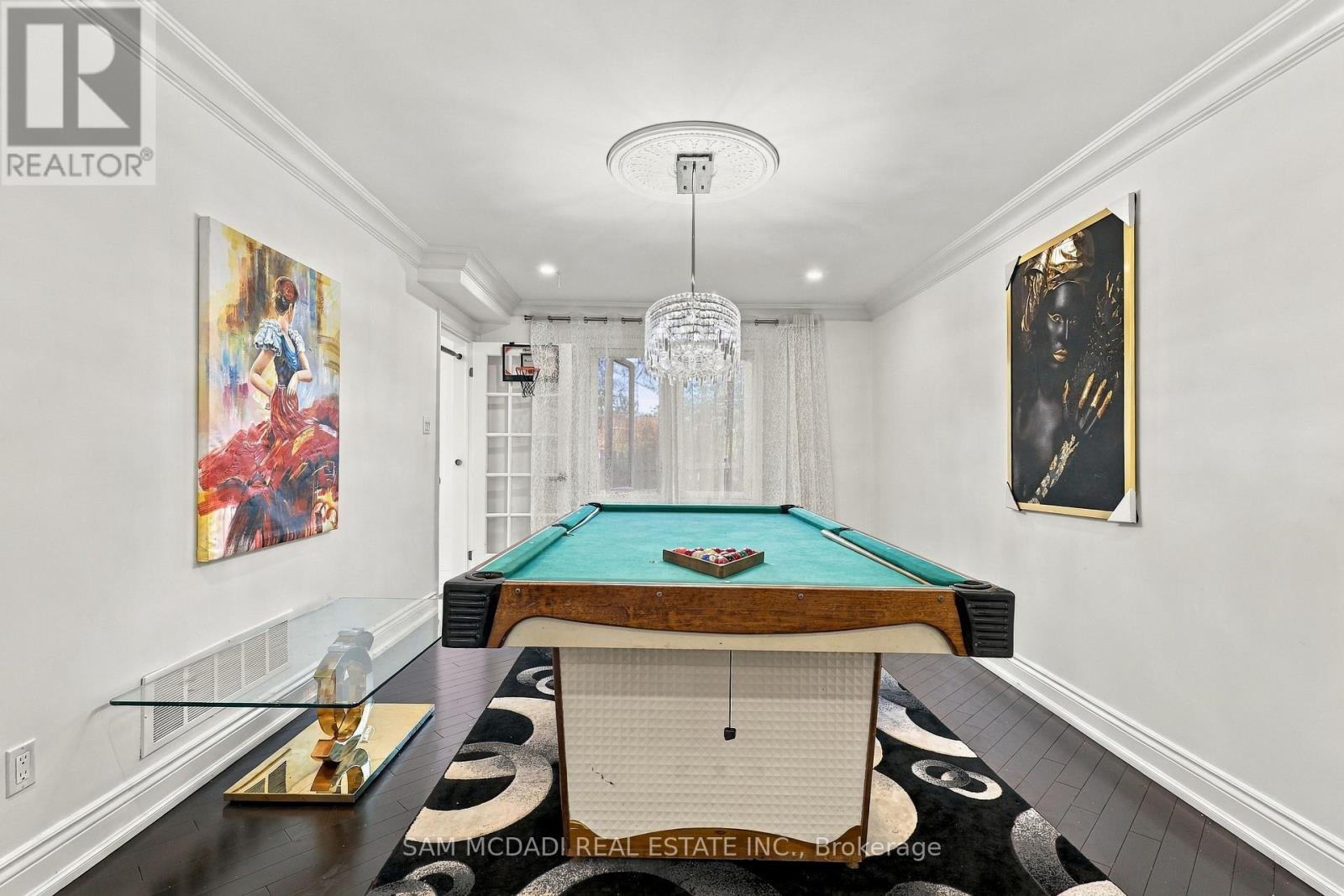22 BUTLERS COURT - Image 8