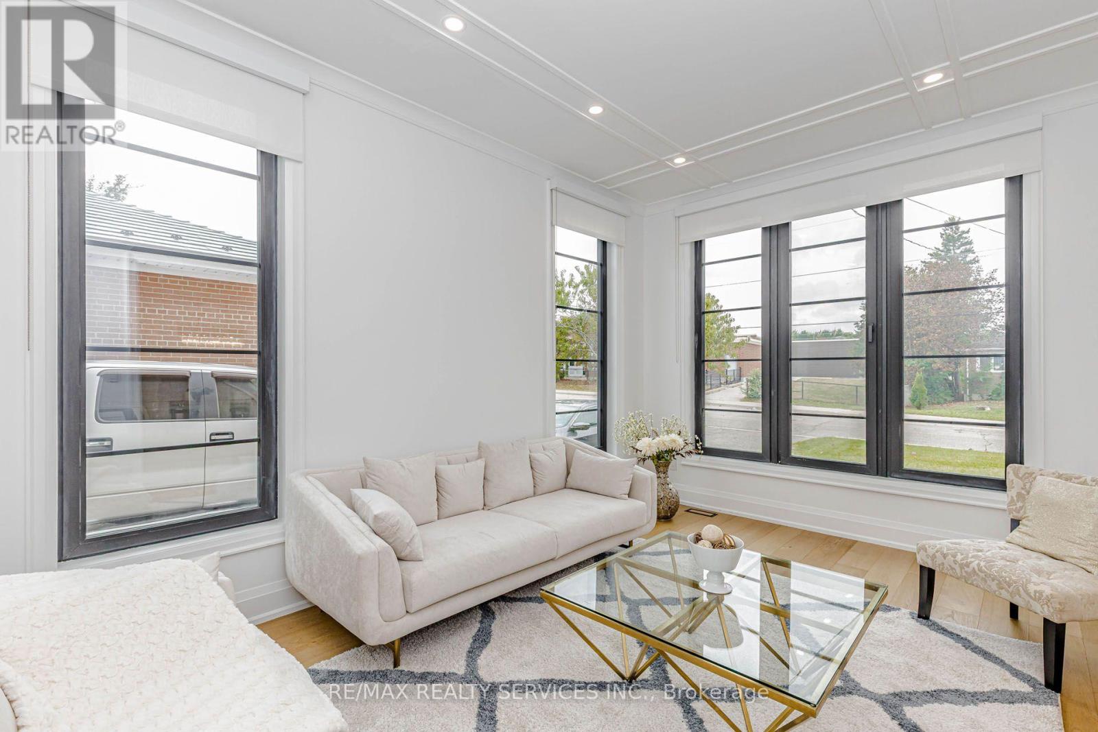 94 Vista Boulevard, Mississauga, ON photo 6