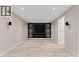 Bedroom - 16 Fireside Way, Cochrane, AB T4C0R1 Photo 8