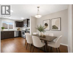 16 Fireside Way, Cochrane, AB T4C0R1 Photo 18