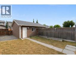 16 Fireside Way, Cochrane, AB T4C0R1 Photo 38