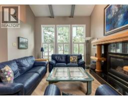 111 Hawksbrow Drive NW - photo 5
