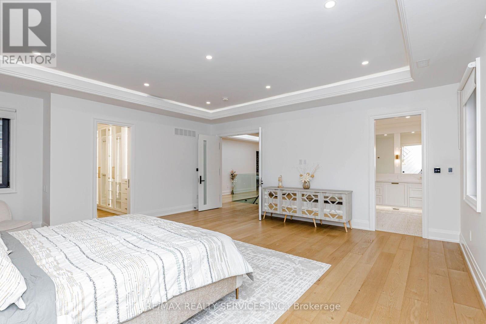 94 VISTA BOULEVARD - 24