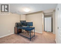 240 Elgin Meadows Gardens SE - photo 23