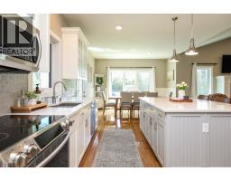 Pantry - 372 E 1 Avenue N, Magrath, AB T0K1J0 Photo 8