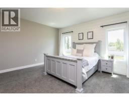 Storage - 372 E 1 Avenue N, Magrath, AB T0K1J0 Photo 18
