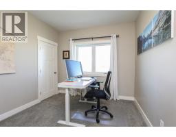 372 E 1 Avenue N, Magrath, AB T0K1J0 Photo 25