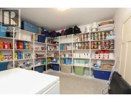 372 E 1 Avenue N, Magrath, AB T0K1J0 Photo 37