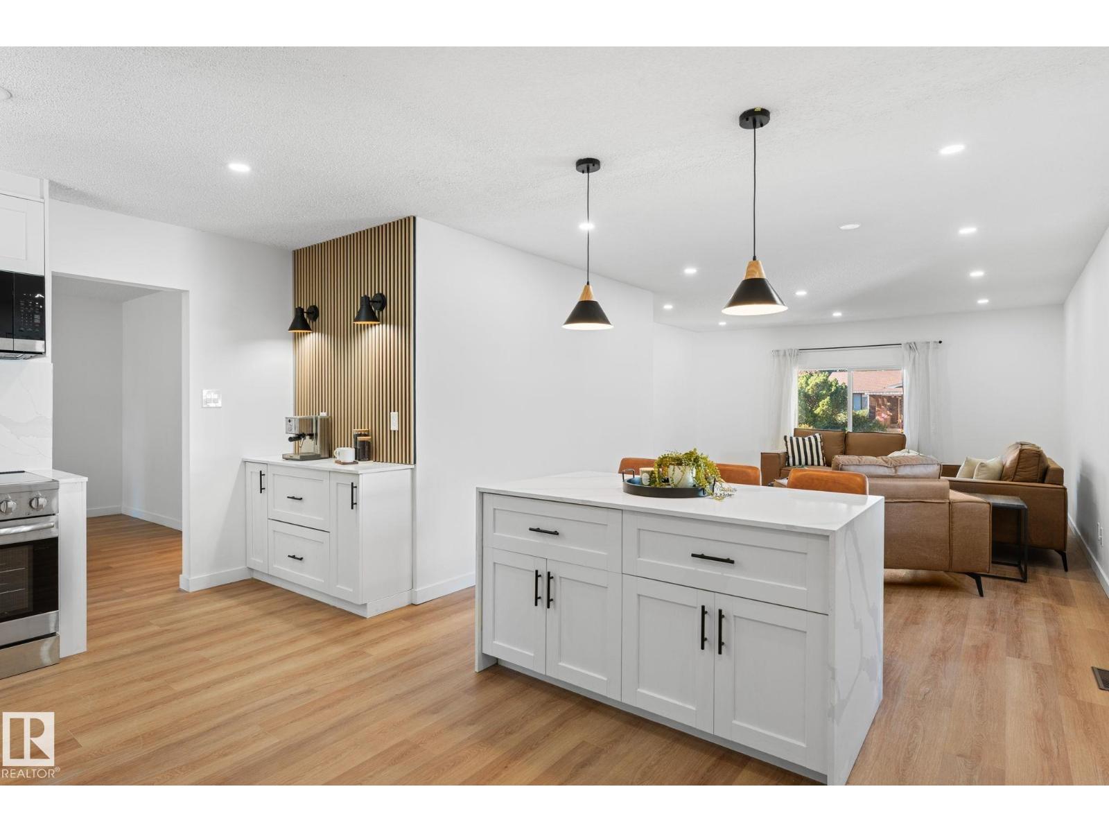3721 103B Street NW, Duggan — photo 14 of 30: Property photo