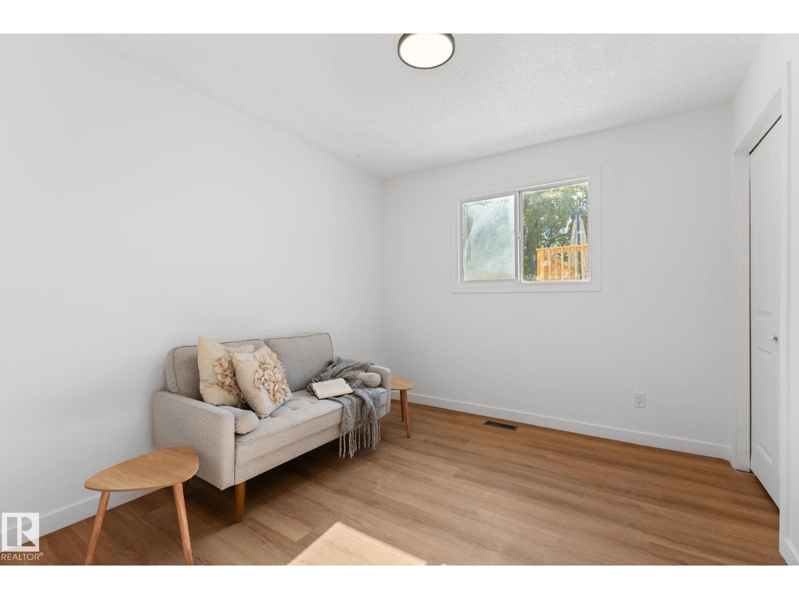 3721 103B Street NW, Duggan — photo 25 of 30: Property photo