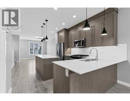 4pc Bathroom - 104 Corner Meadows Gate Ne, Calgary, AB T3N1J7 Photo 11