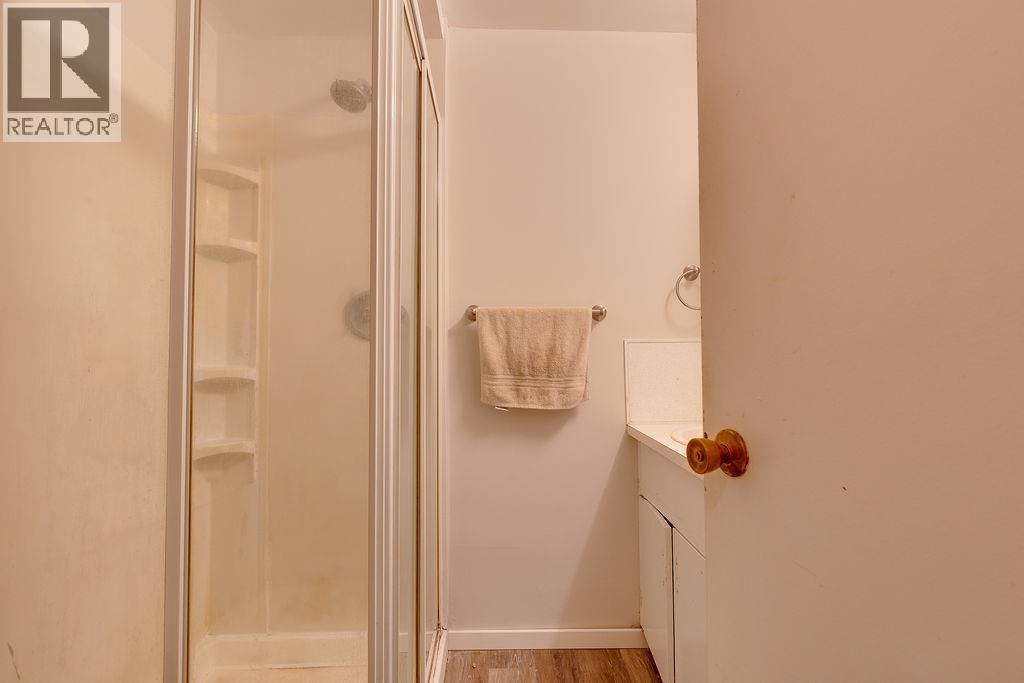 Photo 23 of 25 — 2108 6TH AVENUE · Prince George, BC