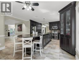 5pc Bathroom - 214 Lovers Lane, Ancaster, ON L9G1G8 Photo 7