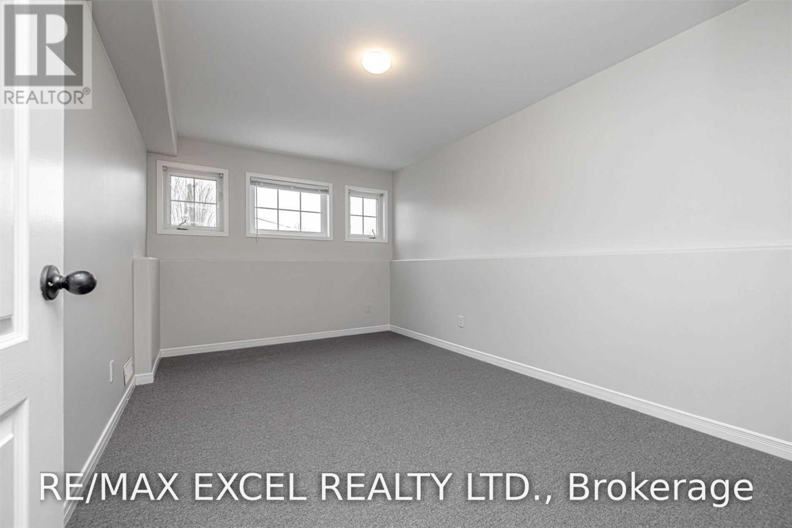 Bsmt-3 Sedgewood Way, Barrie photo 13
