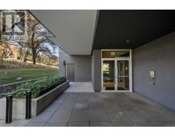 703 4011 Rainbow Hill Lane, Saanich, BC V8X0B6 Photo 33