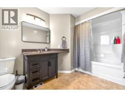 39 Elkview Drive, Fernie, BC V0B1M3 Photo 36