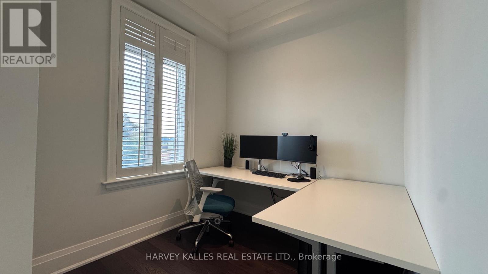 1042 AVENUE ROAD - 17