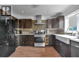 3pc Bathroom - 156 Saddlecrest Place Ne, Calgary, AB T3J5G2 Photo 11