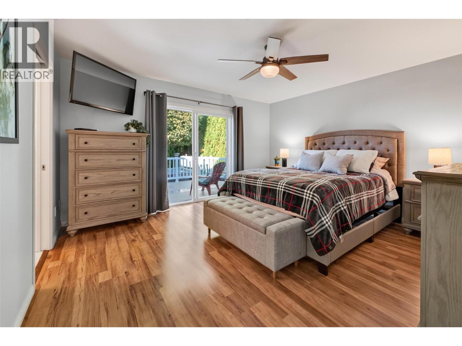 1380 Loseth Drive - 33