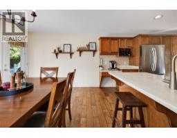 1380 Loseth Drive, Kelowna, BC V1P1M8 Photo 25