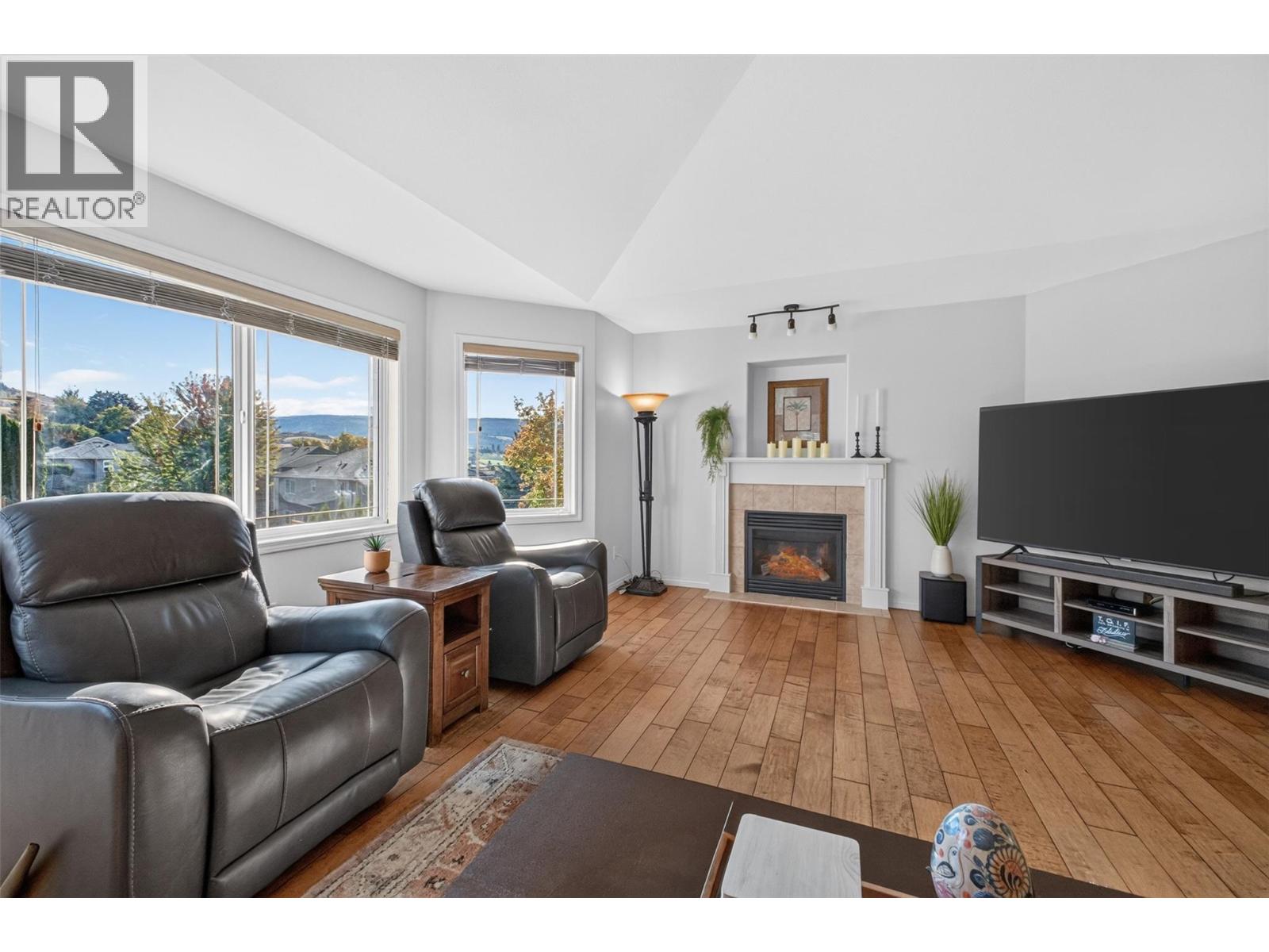 1380 Loseth Drive - 14