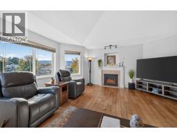 Living room - 1380 Loseth Drive, Kelowna, BC V1P1M8 Photo 14