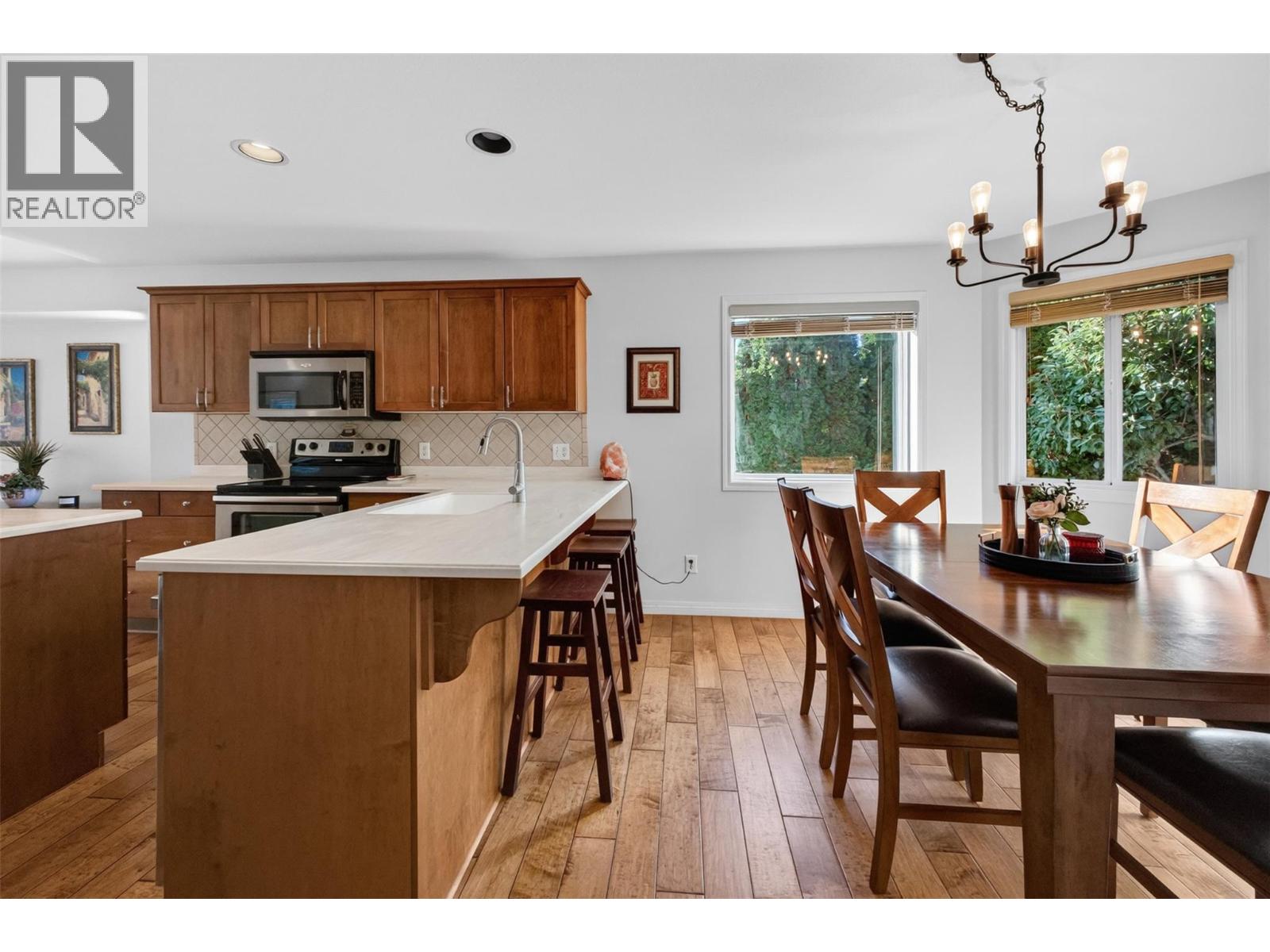 1380 Loseth Drive - 20