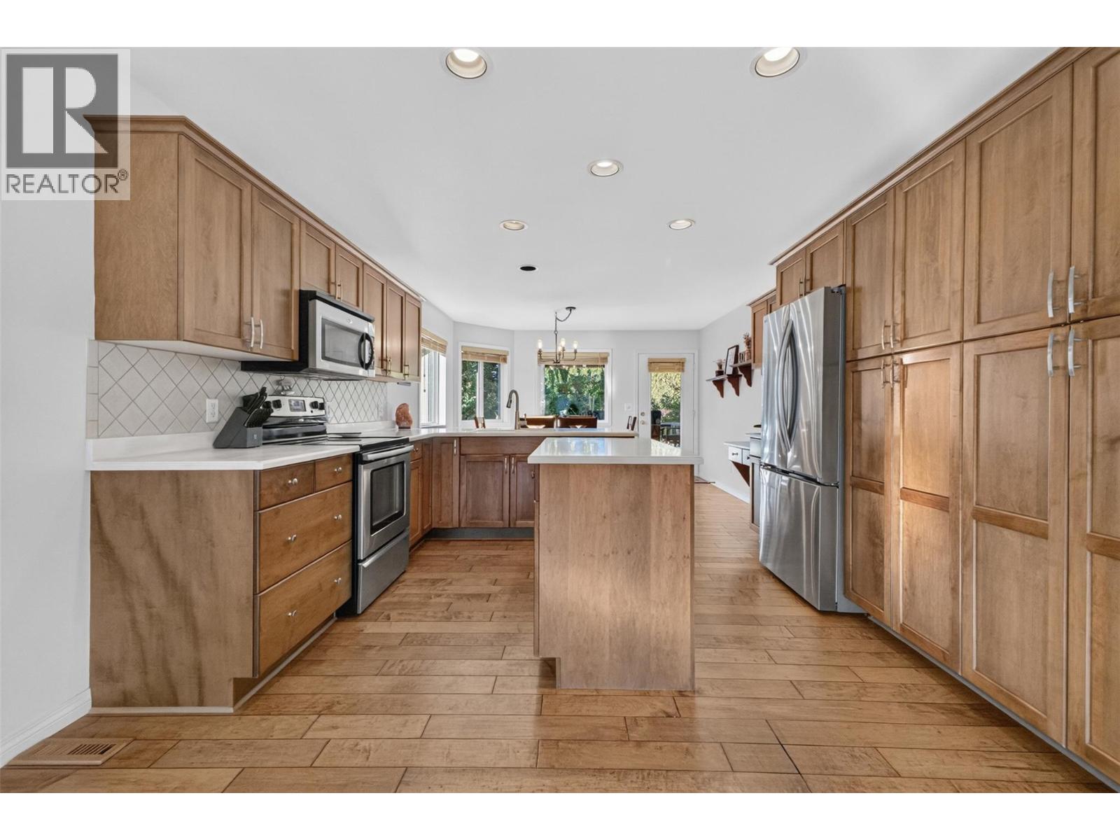 1380 Loseth Drive - 17