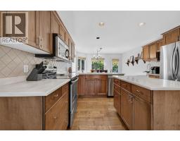1380 Loseth Drive, Kelowna, BC V1P1M8 Photo 19
