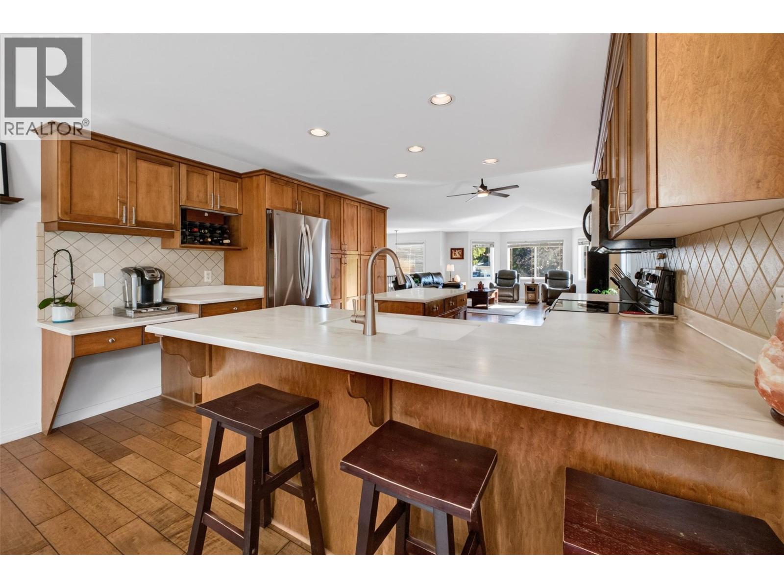1380 Loseth Drive - 27