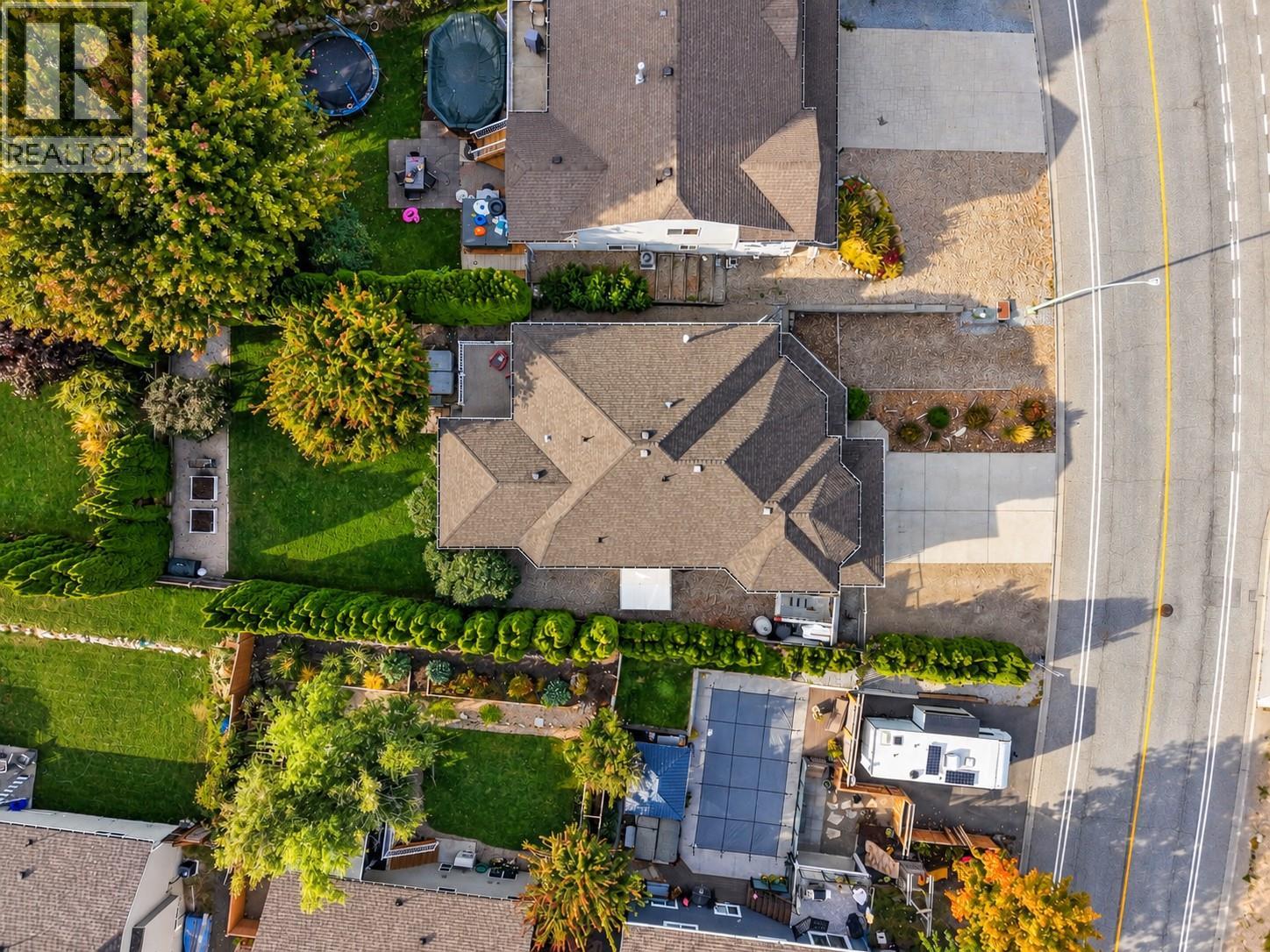 1380 Loseth Drive - 72