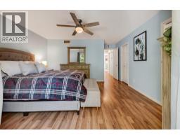 1380 Loseth Drive, Kelowna, BC V1P1M8 Photo 35