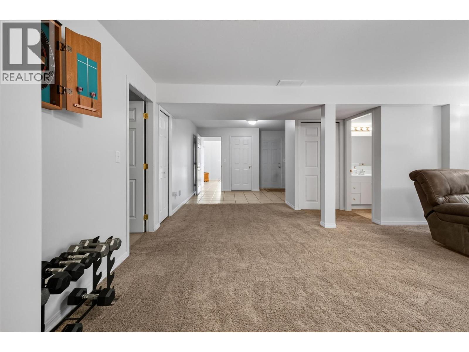 1380 Loseth Drive - 56