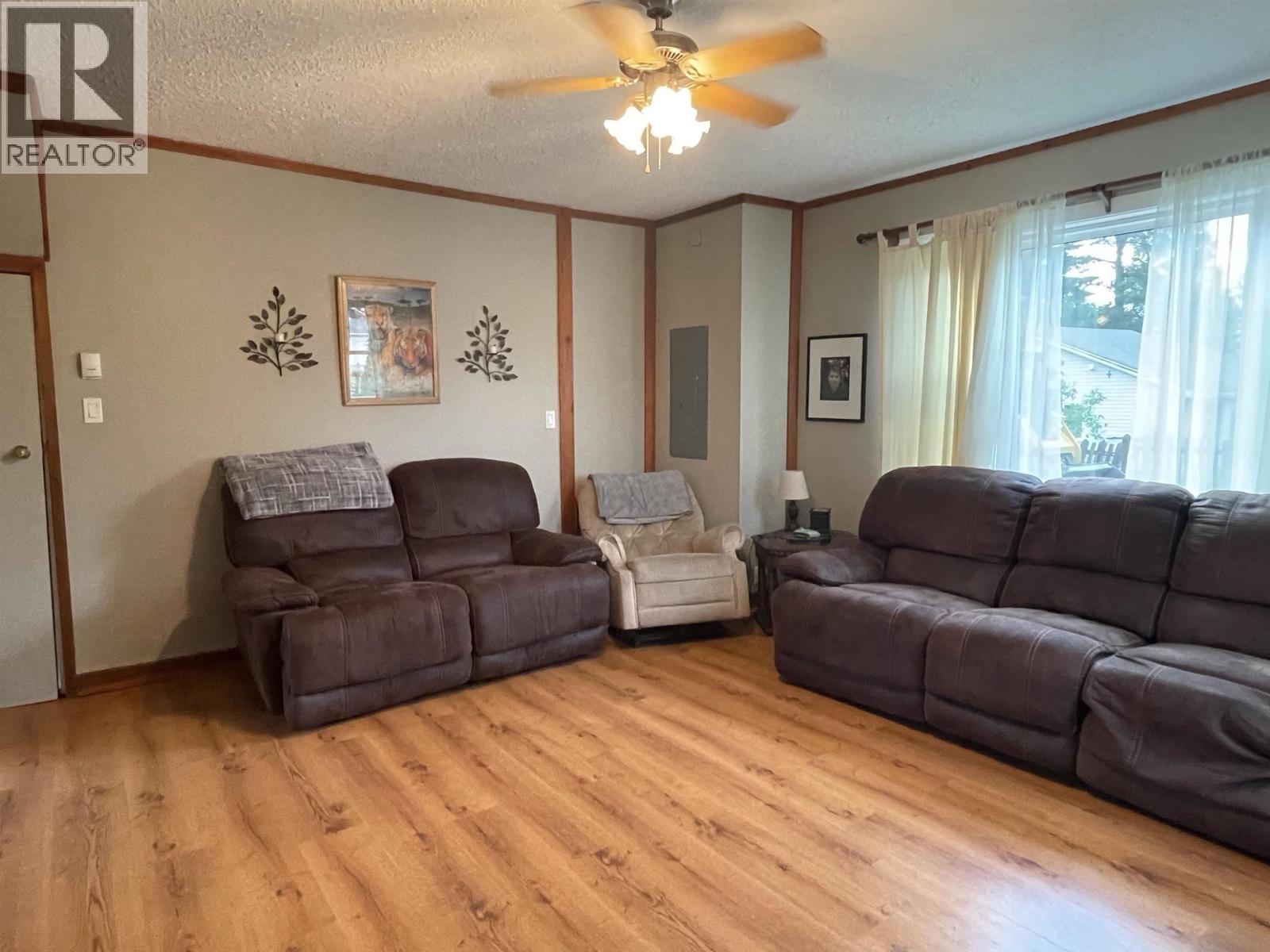 2707 BRAUN STREET - 8